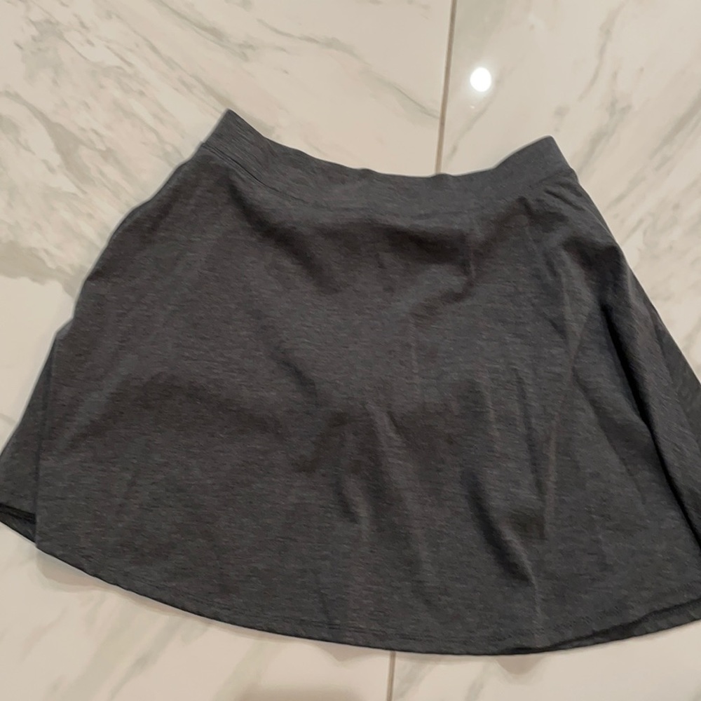 Girls gray skirt.